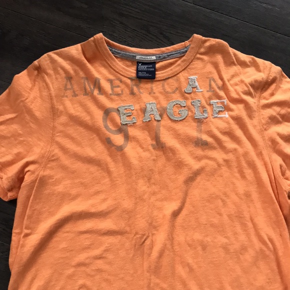 AE tee shirt - Picture 2 of 4